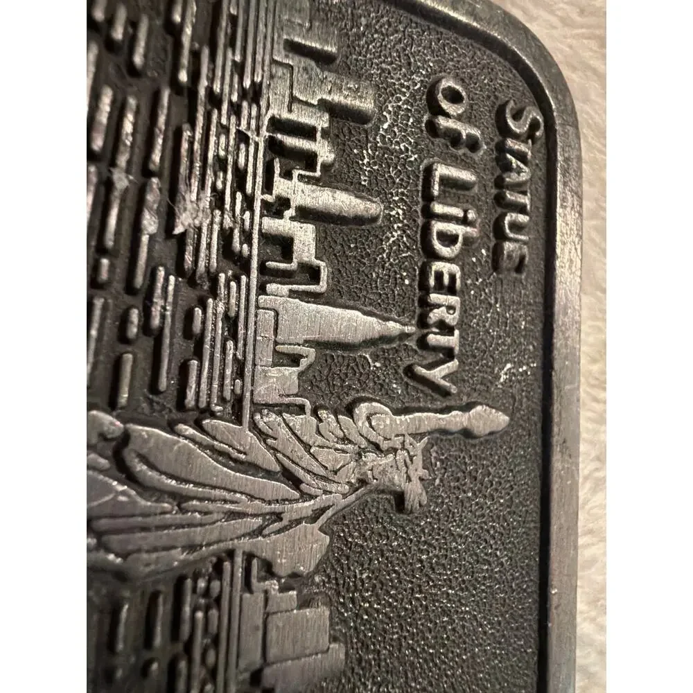 Vintage Statue of Liberty New York City Pewter Tone Belt Buckle Souvenir USA